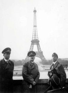 Adolf Hitler in Paris