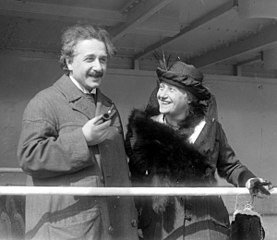 Picture of Einstein with Elsa
