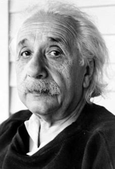 Photo of an older Albert Einstein