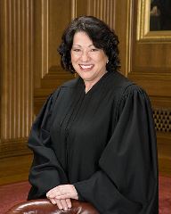 Portrait of Sonia Sotomayor in her justice robe