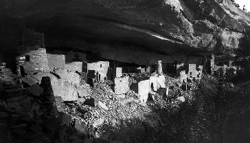 Cliff dwellings near Mesa Verde
