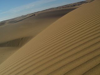 Picture of sand dunes in the Sahara Desert