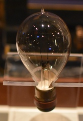 Light bulb by Tomas Edison