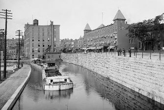 Erie Canal barges in Rochester, New York