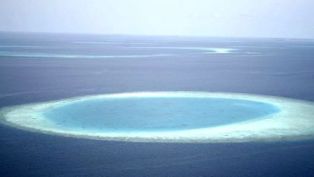 Coral reef atoll