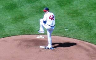 baseball pitcher windup